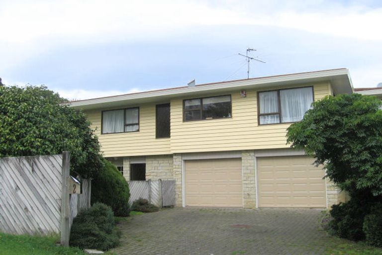 Photo of property in 2 Stephen Street, Tawa, Wellington, 5028