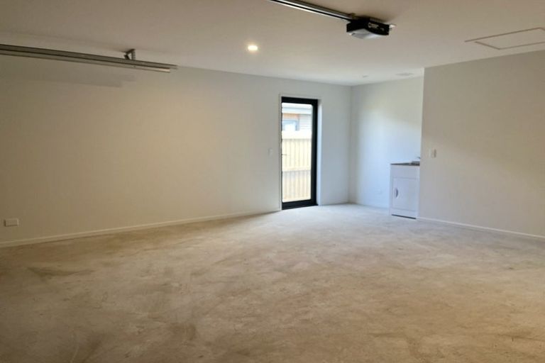 Photo of property in 37 Rita Angus Road, Belfast, 8051