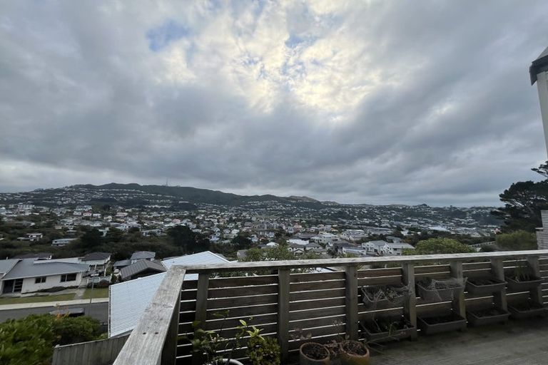 Photo of property in 2/69 Sheridan Terrace, Johnsonville, Wellington, 6037