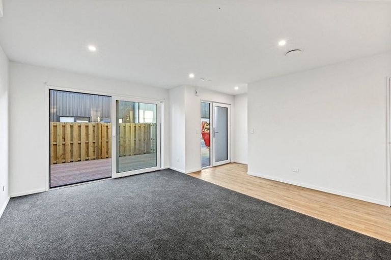 Photo of property in 2/22 Ward Street, Pukekohe, 2120