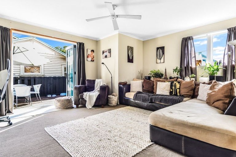 Photo of property in 269 Peachgrove Road, Fairfield, Hamilton, 3214