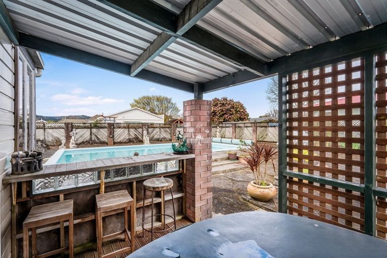 Photo of property in 25 Sheridan Crescent, Trentham, Upper Hutt, 5018