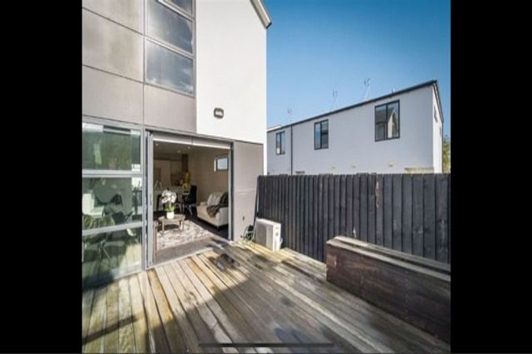 Photo of property in 7/259 Kilmore Street, Christchurch Central, Christchurch, 8011