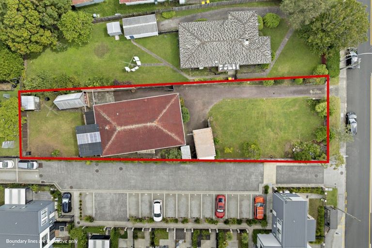 Photo of property in 186 Rangatira Road, Beach Haven, Auckland, 0626