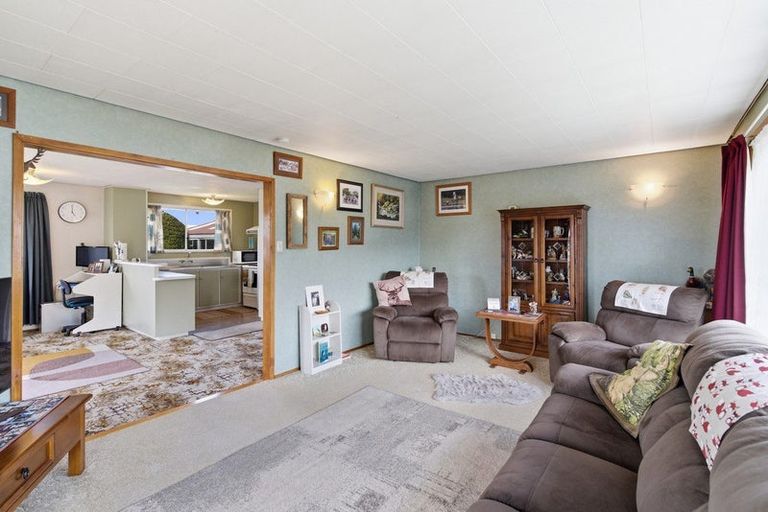 Photo of property in 28 Newcastle Street, Riversdale, 9776