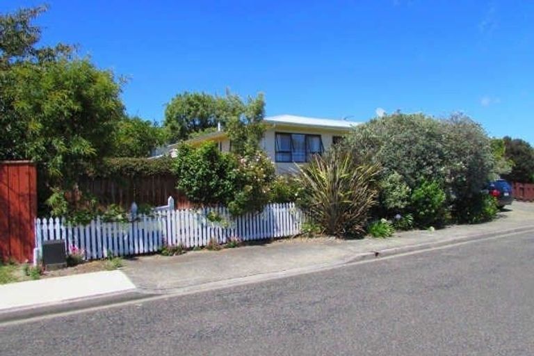 Photo of property in 1 Field Place, Richmond, 7020