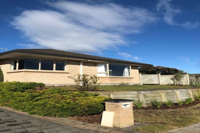 Photo of property in 53 Realm Drive, Paraparaumu, 5032