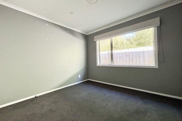 Photo of property in 3 Grovedale Square, Wainuiomata, Lower Hutt, 5014