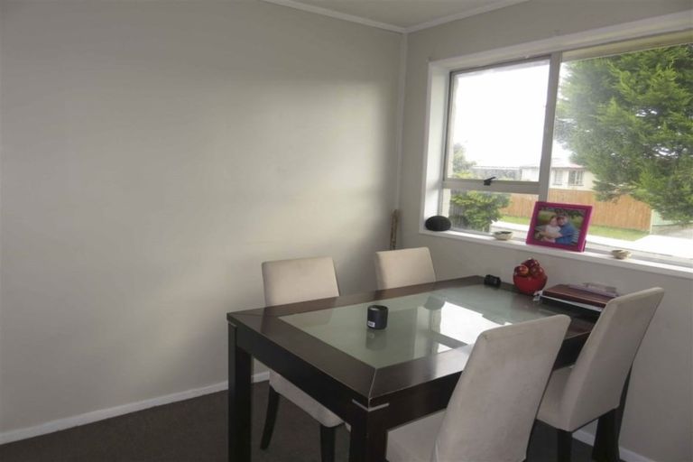 Photo of property in 12 Burns Street, Kew, Invercargill, 9812