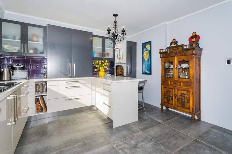 Photo of property in 3/22 Mariposa Crescent, Birkenhead, Auckland, 0626