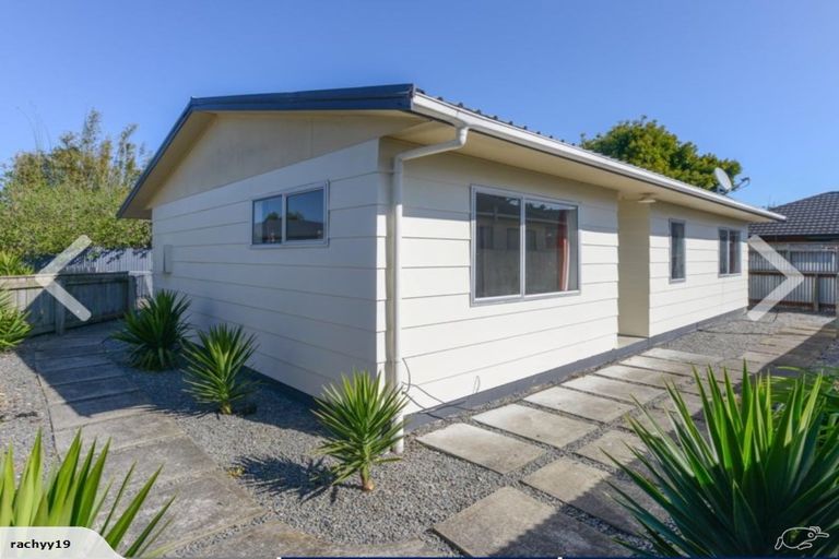 Photo of property in 1310 Jubilee Street, Mayfair, Hastings, 4122