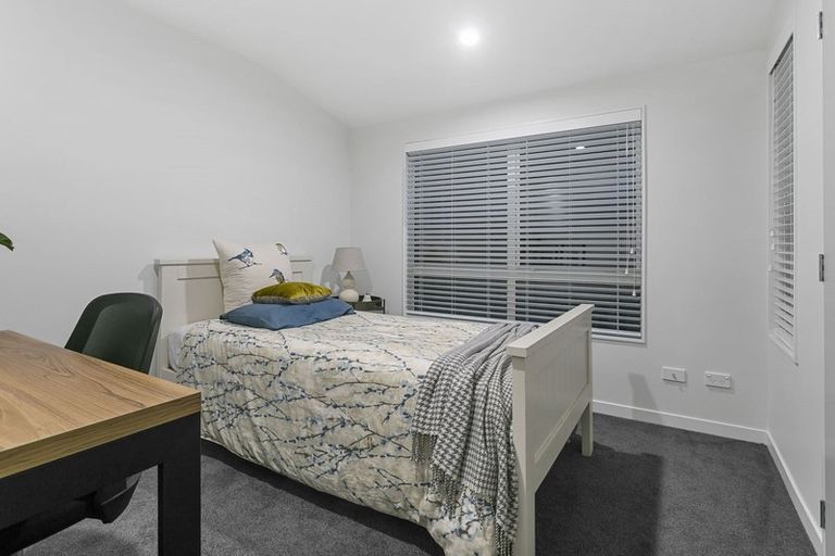 Photo of property in 64 Caldera Drive, Long Bay, Auckland, 0630