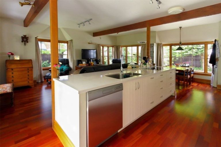 Photo of property in 235 Ilam Road, Ilam, Christchurch, 8041