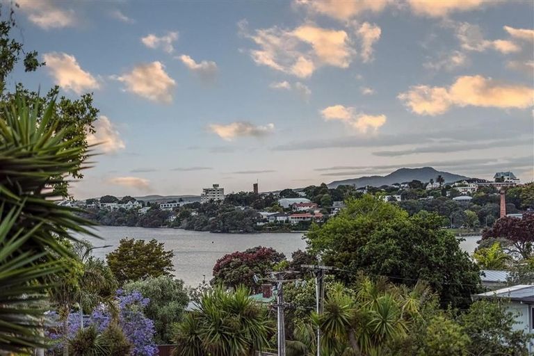 Photo of property in 2/14 Rangitira Avenue, Takapuna, Auckland, 0622