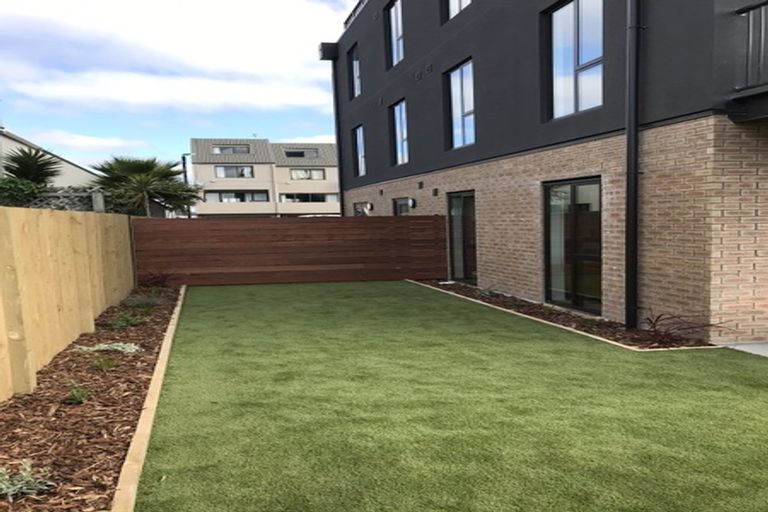 Photo of property in 4/272 Barbadoes Street, Christchurch Central, Christchurch, 8011