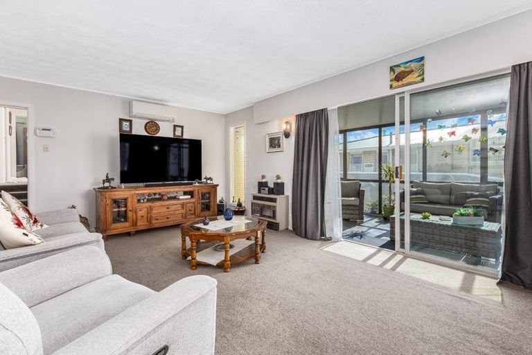 Photo of property in 21 Bonnie Glen Crescent, Ebdentown, Upper Hutt, 5018