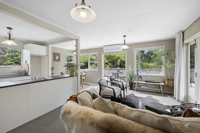 Photo of property in 49a Waiwaka Terrace, Strandon, New Plymouth, 4312