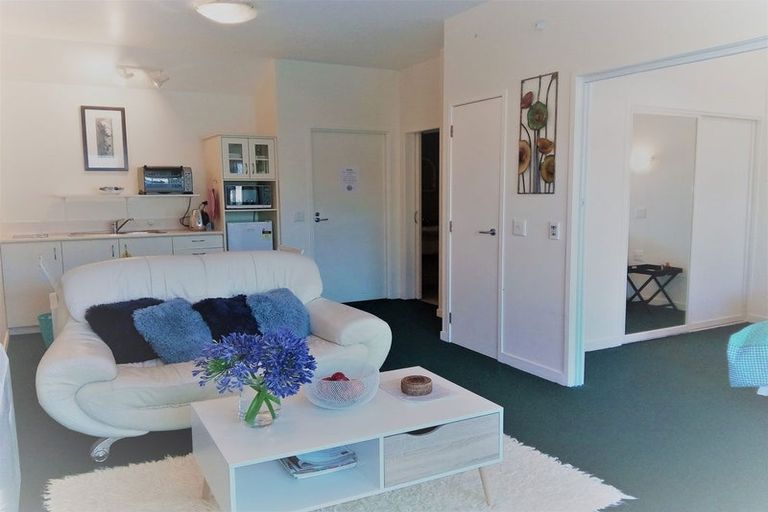 Photo of property in 5/68 Whiteley Street, Moturoa, New Plymouth, 4310