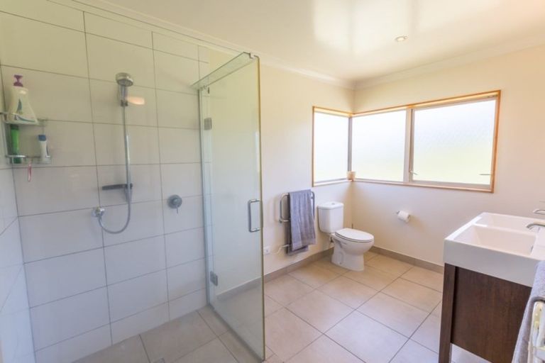 Photo of property in 55 End Farm Road, Waikanae, 5391