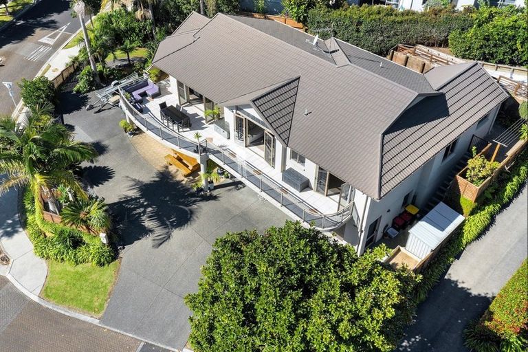 Photo of property in 1 Ladera Mews, Bethlehem, Tauranga, 3110