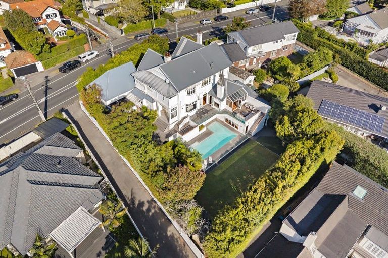 Photo of property in 40 Orakei Road, Remuera, Auckland, 1050