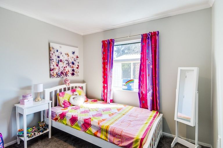 Photo of property in 110b Lumsden Road, Akina, Hastings, 4122