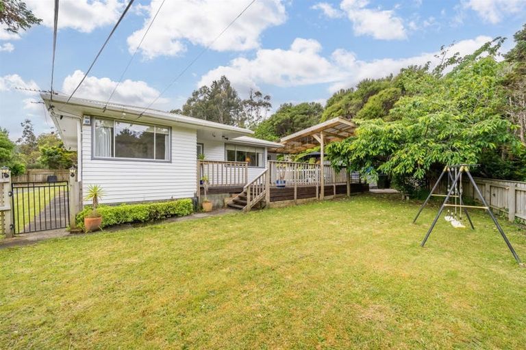 Photo of property in 15 Gawler Grove, Wainuiomata, Lower Hutt, 5014