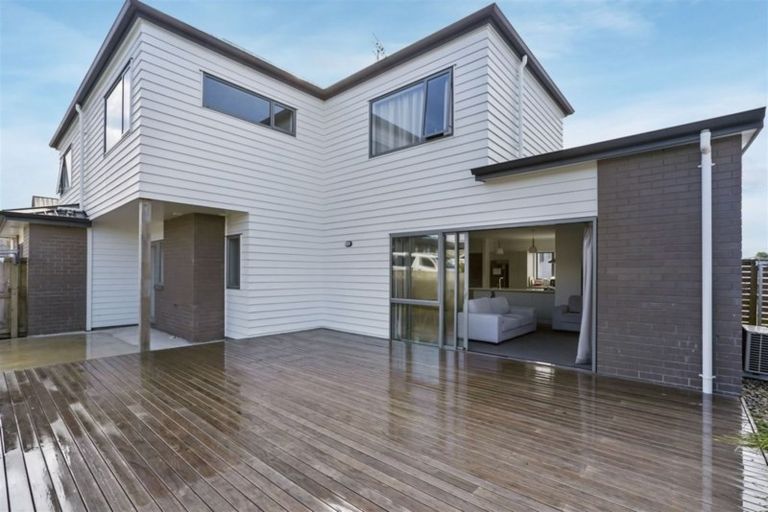 Photo of property in 12 Springside Court, Huntington, Hamilton, 3210