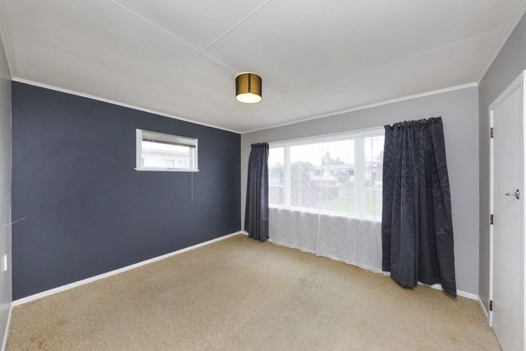Photo of property in 17 Andrew Street, Feilding, 4702