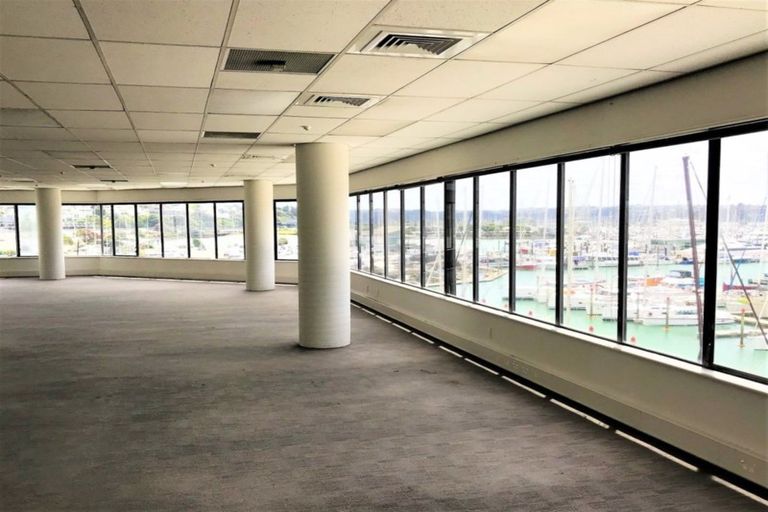 Photo of property in 11 Westhaven Place, Tuakau, 2121