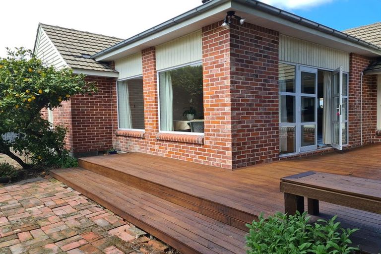 Photo of property in 5 Woodford Terrace, Ilam, Christchurch, 8053