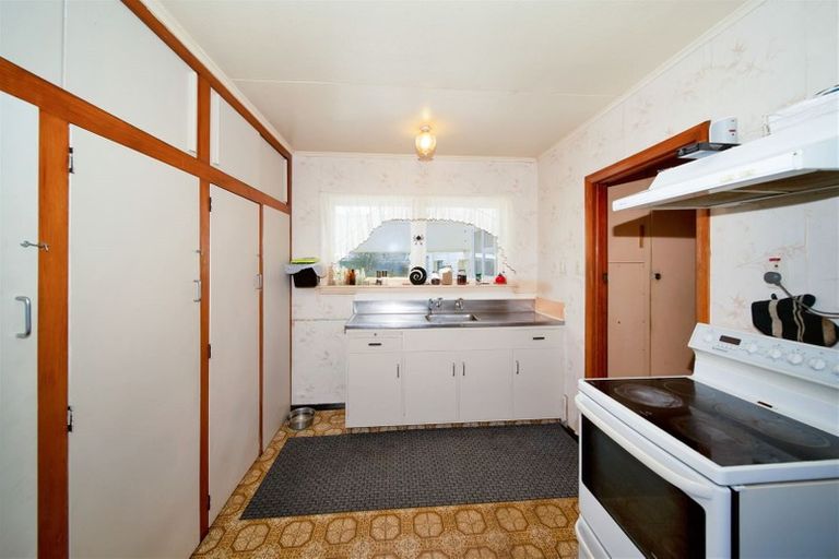 Photo of property in 39 Patu-kukupa Street, Manaia, 4612