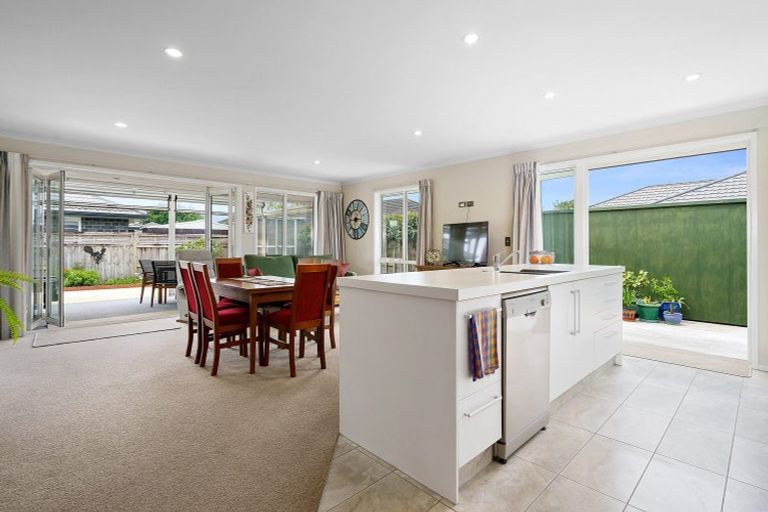 Photo of property in 12 Jarrett Terrace, Leamington, Cambridge, 3432