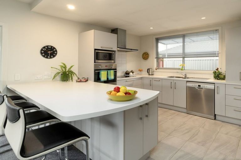 Photo of property in 2 Quail Close, Alexandra, 9320