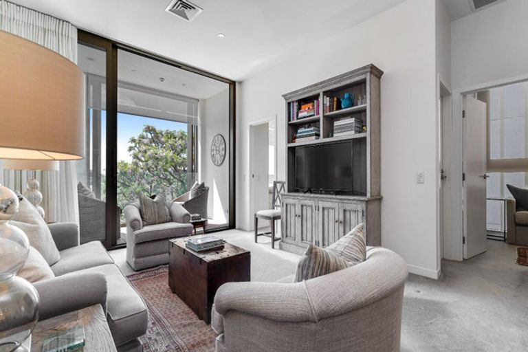 Photo of property in 202/12 Saint Marks Road, Remuera, Auckland, 1050