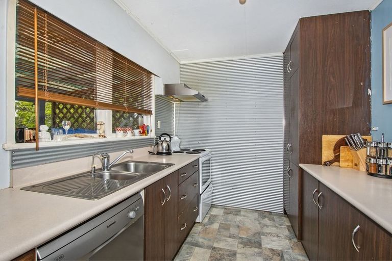 Photo of property in 10 Winston Street, Tikipunga, Whangarei, 0112