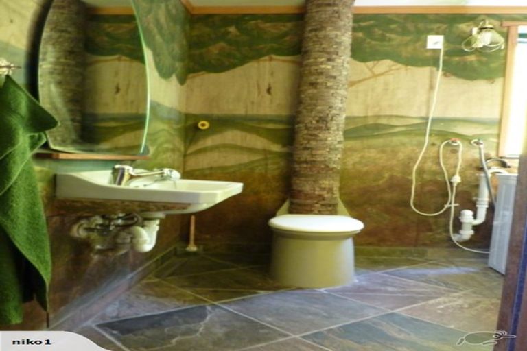 Photo of property in 92 Kiwi Bush Lane, Ngunguru, Whangarei, 0173