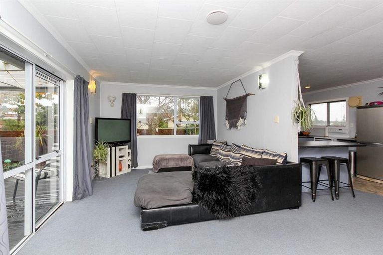 Photo of property in 126 Omata Road, Marfell, New Plymouth, 4310