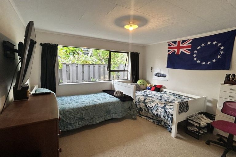 Photo of property in 5 Oriwa Street, Waikanae, 5036