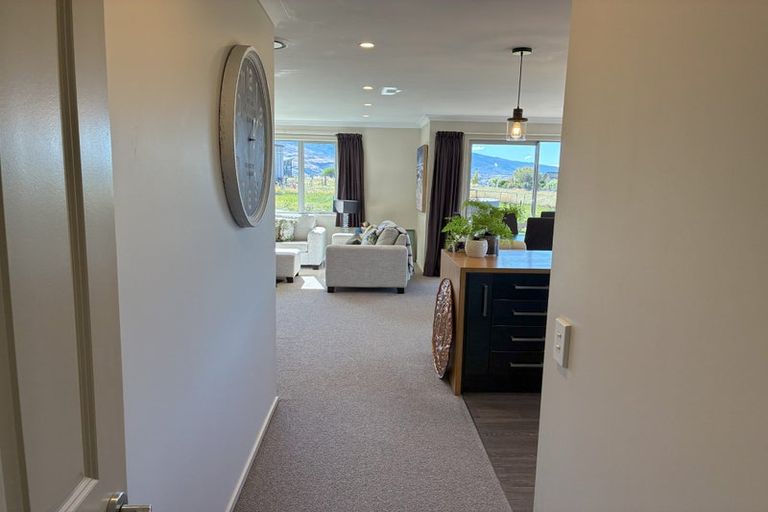 Photo of property in 2 Prospect Lane, Bannockburn, Cromwell, 9384