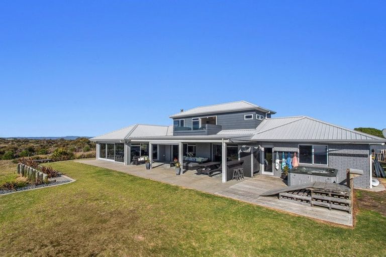 Photo of property in 1030 Thornton Road, Matata, Whakatane, 3194