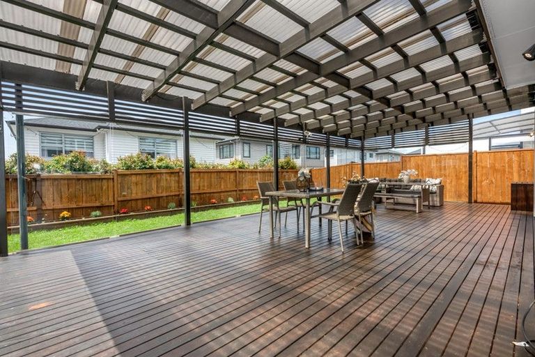 Photo of property in 61 Donegal Park Drive, Flat Bush, Auckland, 2019