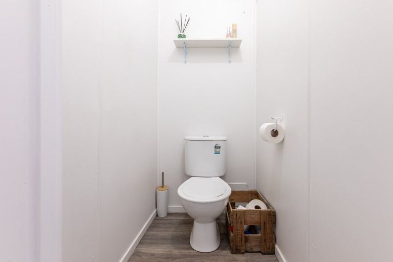 Photo of property in 33 Tennyson Street, Dannevirke, 4930