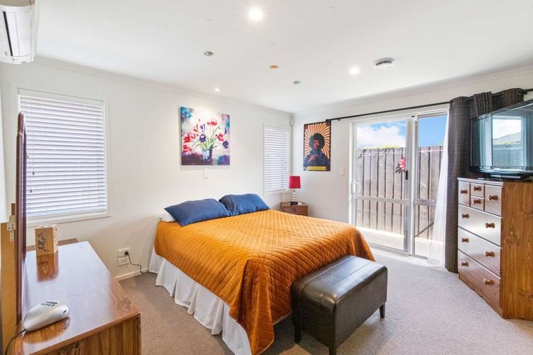 Photo of property in 2 Leet Crescent, Papamoa Beach, Papamoa, 3118