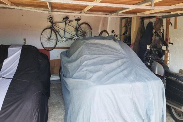 Photo of property in 21 Herewini Street, Titahi Bay, Porirua, 5022