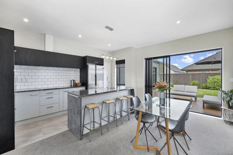 Photo of property in 24 Hartford Crescent, Rolleston, 7615