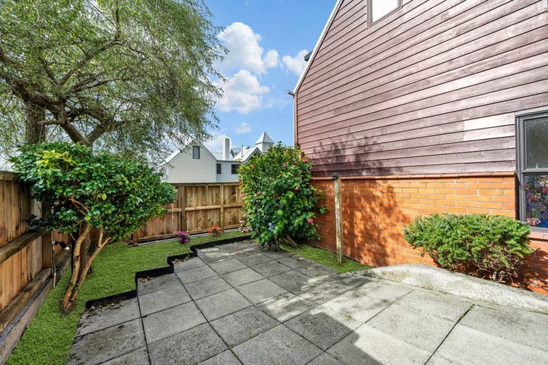 Photo of property in 5/80 Hobson Street, Thorndon, Wellington, 6011