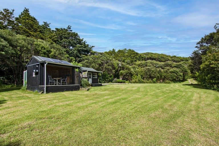 Photo of property in 31 Waitorupai Way, Matapouri, Whangarei, 0173