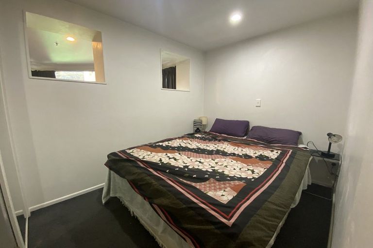 Photo of property in Terrace Garden Apartments, 2d/120 The Terrace, Wellington Central, Wellington, 6011