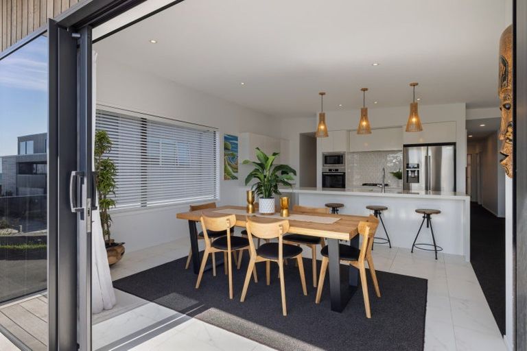 Photo of property in 4 Otira Close, Papamoa Beach, Papamoa, 3118